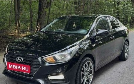 Hyundai Solaris II рестайлинг, 2017 год, 1 100 000 рублей, 12 фотография