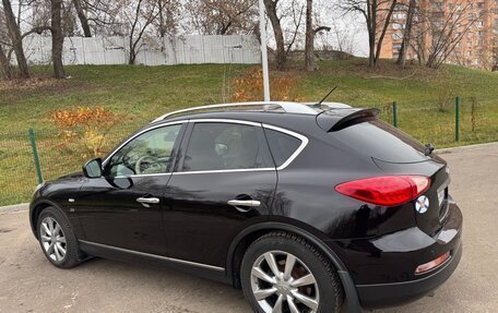 Infiniti QX50 I рестайлинг, 2015 год, 2 250 000 рублей, 10 фотография