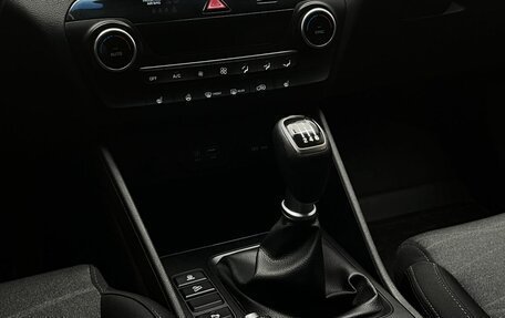 Hyundai Tucson III, 2018 год, 1 950 000 рублей, 20 фотография