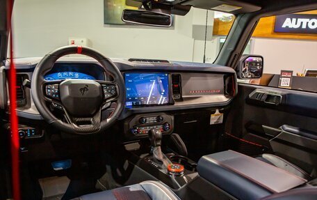 Ford Bronco, 2025 год, 16 198 000 рублей, 18 фотография