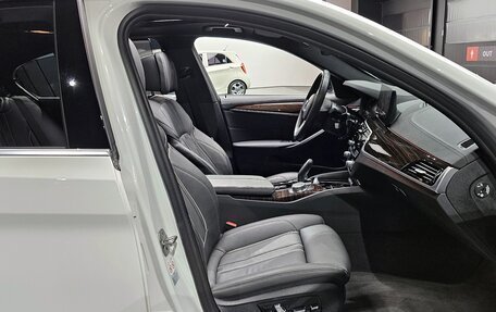 BMW 5 серия, 2022 год, 3 850 000 рублей, 11 фотография