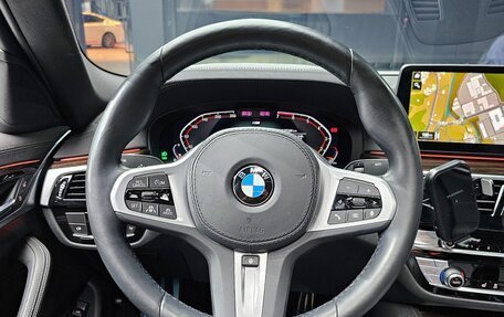 BMW 5 серия, 2022 год, 3 850 000 рублей, 14 фотография