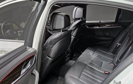 BMW 5 серия, 2022 год, 3 850 000 рублей, 13 фотография