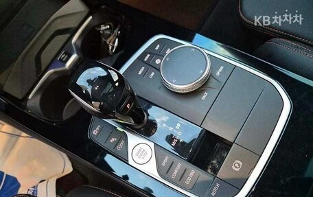 BMW 1 серия, 2022 год, 2 400 000 рублей, 8 фотография