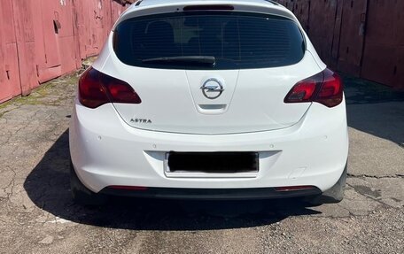 Opel Astra J, 2011 год, 650 000 рублей, 4 фотография