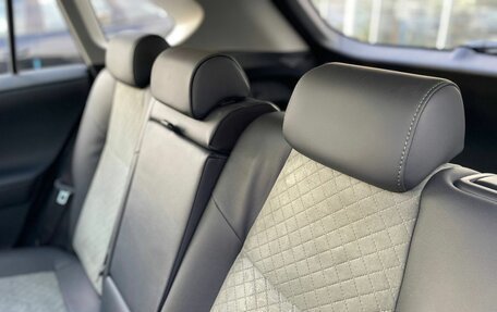 Toyota RAV4, 2025 год, 4 100 000 рублей, 28 фотография