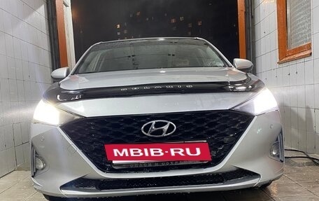 Hyundai Solaris II рестайлинг, 2020 год, 930 000 рублей, 3 фотография