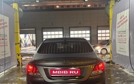 Hyundai Solaris II рестайлинг, 2011 год, 600 000 рублей, 1 фотография