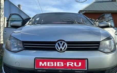 Volkswagen Polo VI (EU Market), 2011 год, 798 000 рублей, 1 фотография