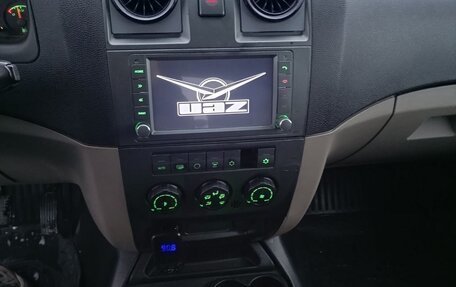 ЛуАЗ Patriot, 2013 год, 570 000 рублей, 9 фотография