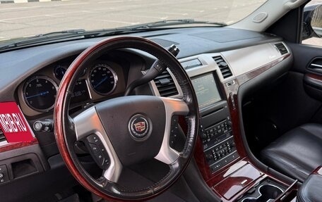 Cadillac Escalade III, 2007 год, 2 490 000 рублей, 29 фотография