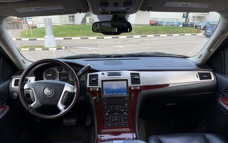 Cadillac Escalade III, 2007 год, 2 490 000 рублей, 37 фотография