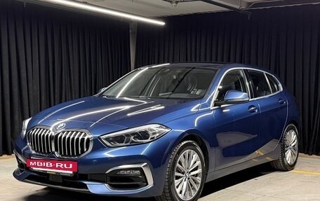 BMW 1 серия, 2021 год, 2 650 000 рублей, 3 фотография