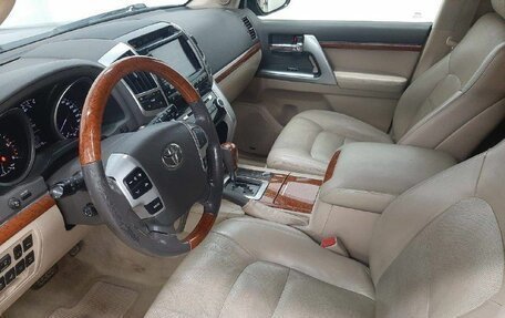 Toyota Land Cruiser 200, 2012 год, 2 616 000 рублей, 9 фотография