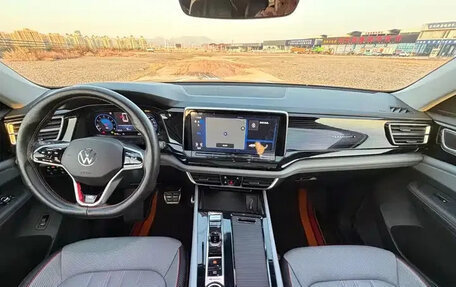 Volkswagen Teramont I, 2024 год, 4 810 500 рублей, 10 фотография