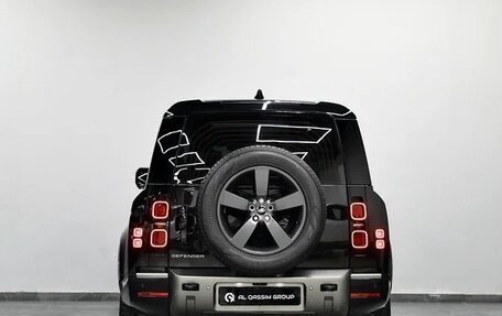 Land Rover Defender II, 2024 год, 11 130 000 рублей, 4 фотография