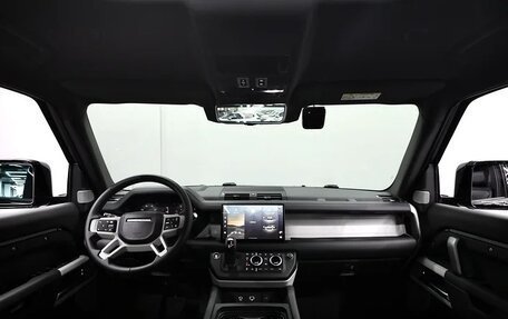 Land Rover Defender II, 2024 год, 11 130 000 рублей, 12 фотография