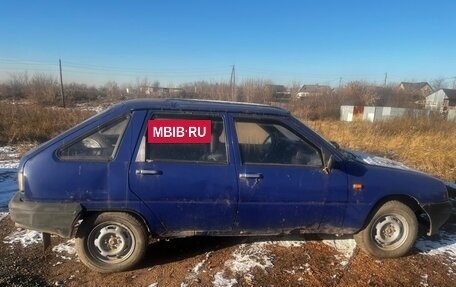 ИЖ 2126 «Ода», 2001 год, 75 000 рублей, 2 фотография