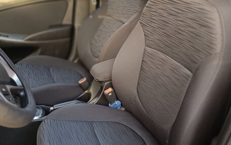 Hyundai Solaris II рестайлинг, 2014 год, 1 200 000 рублей, 8 фотография