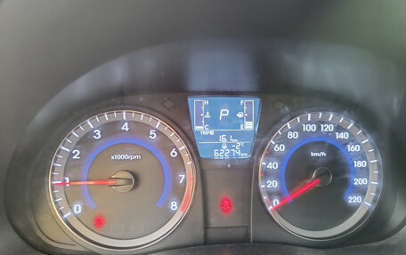 Hyundai Solaris II рестайлинг, 2014 год, 1 200 000 рублей, 11 фотография