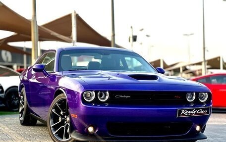 Dodge Challenger III рестайлинг 2, 2023 год, 8 750 000 рублей, 3 фотография