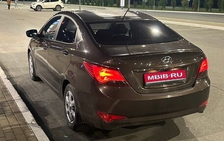 Hyundai Solaris II рестайлинг, 2015 год, 1 120 000 рублей, 1 фотография