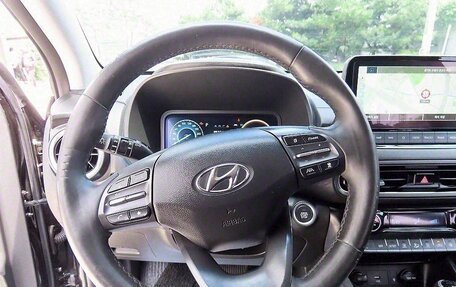 Hyundai Kona I, 2021 год, 2 190 000 рублей, 6 фотография