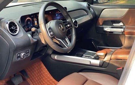 Mercedes-Benz GLB, 2021 год, 2 210 000 рублей, 9 фотография