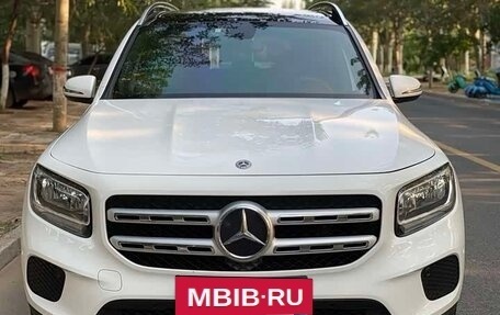 Mercedes-Benz GLB, 2021 год, 2 210 000 рублей, 2 фотография