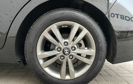 Hyundai Elantra VI рестайлинг, 2017 год, 1 500 000 рублей, 19 фотография