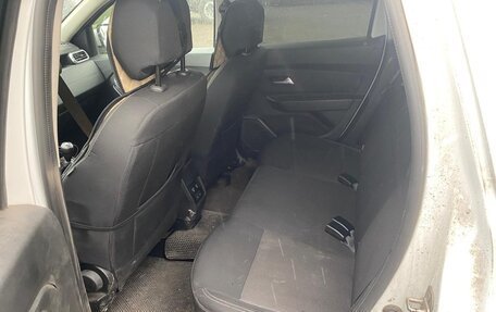 Renault Duster, 2022 год, 2 158 000 рублей, 8 фотография