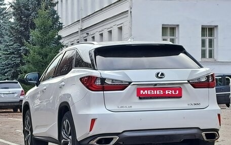 Lexus RX IV рестайлинг, 2018 год, 4 199 000 рублей, 7 фотография
