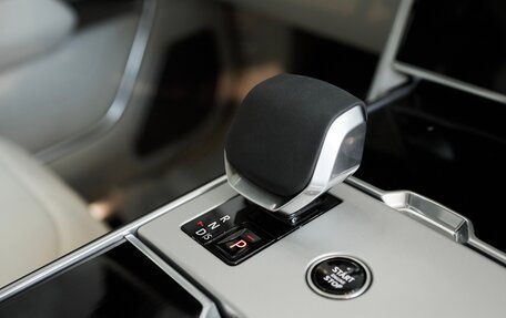 Land Rover Range Rover IV рестайлинг, 2025 год, 27 000 000 рублей, 22 фотография