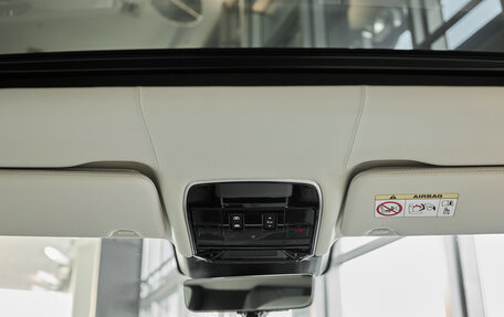 Land Rover Range Rover IV рестайлинг, 2025 год, 27 000 000 рублей, 25 фотография