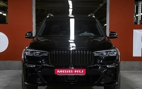 BMW X7, 2021 год, 10 498 000 рублей, 2 фотография