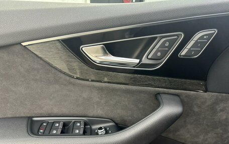 Audi Q7, 2019 год, 4 500 000 рублей, 8 фотография