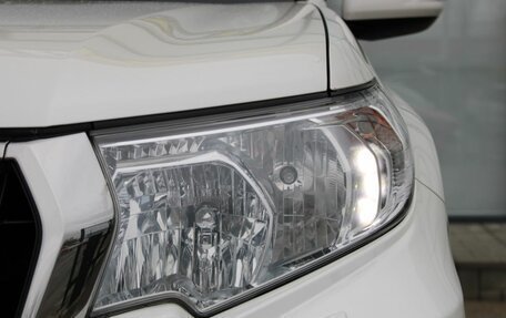 Toyota Land Cruiser Prado 150 рестайлинг 2, 2018 год, 4 050 000 рублей, 11 фотография