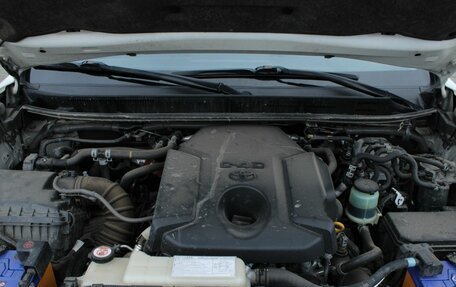 Toyota Land Cruiser Prado 150 рестайлинг 2, 2018 год, 4 050 000 рублей, 13 фотография