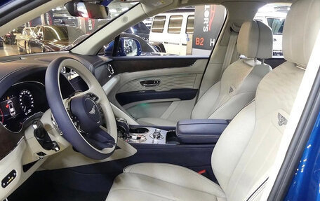 Bentley Bentayga I, 2024 год, 30 000 000 рублей, 8 фотография
