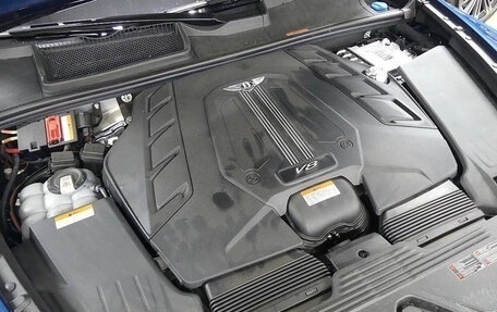 Bentley Bentayga I, 2024 год, 30 000 000 рублей, 5 фотография