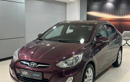 Hyundai Solaris II рестайлинг, 2011 год, 1 025 000 рублей, 1 фотография