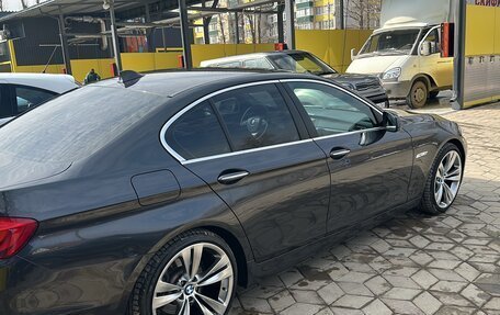 BMW 5 серия, 2012 год, 2 300 000 рублей, 4 фотография