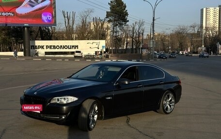 BMW 5 серия, 2012 год, 2 300 000 рублей, 2 фотография