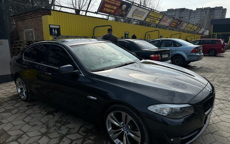 BMW 5 серия, 2012 год, 2 300 000 рублей, 7 фотография