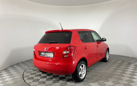 Skoda Fabia II, 2014 год, 877 000 рублей, 5 фотография