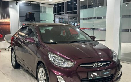 Hyundai Solaris II рестайлинг, 2011 год, 1 025 000 рублей, 3 фотография