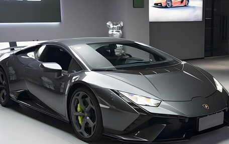 Lamborghini Huracán, 2024 год, 49 000 000 рублей, 2 фотография