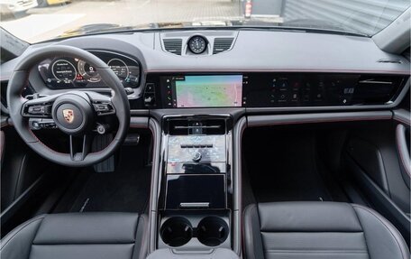 Porsche Panamera, 2024 год, 17 900 076 рублей, 26 фотография