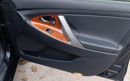 Toyota Camry, 2011 год, 990 000 рублей, 15 фотография