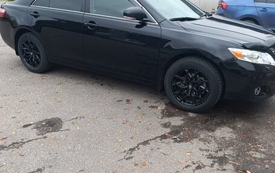 Toyota Camry, 2011 год, 990 000 рублей, 1 фотография